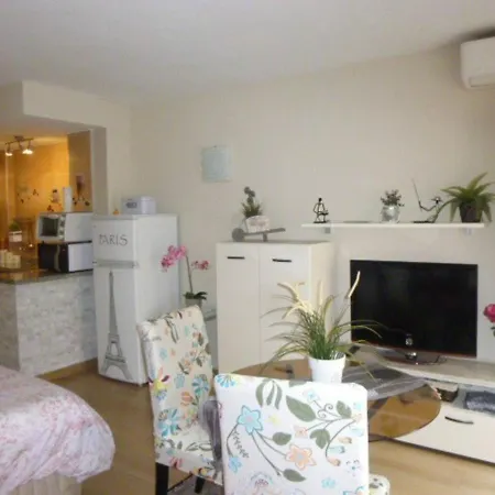 Centrico Estudio Con Terraza, Vistas Al Mar, 3 Piscinas Y Recepcion 24h * Benalmádena